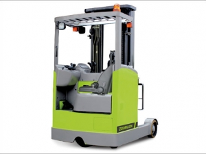 ELECTRIC REACH TRUCK